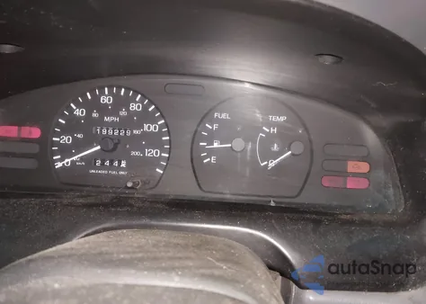 1997 Nissan Sentra Gle/Gxe/Xe z USA, uszkodzony, nr VIN 3N1AB41D1VL024490